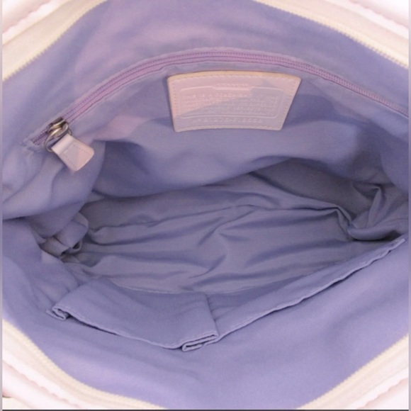 EUC Coach Signature C Kyra Daisy Canvas File Crossbody Bag w/Hang Tag - Picture 5 of 5